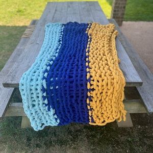 Handmade chunky knit large throw blanket